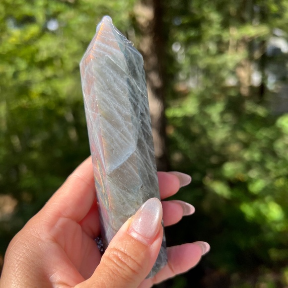 Labradorite (1) tower |. Crystal - Picture 1 of 17